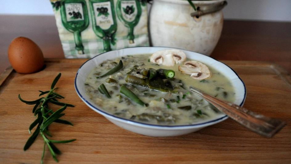 Mayeritsa – grecka zupa wielkanocna (wersja wegetariańska)