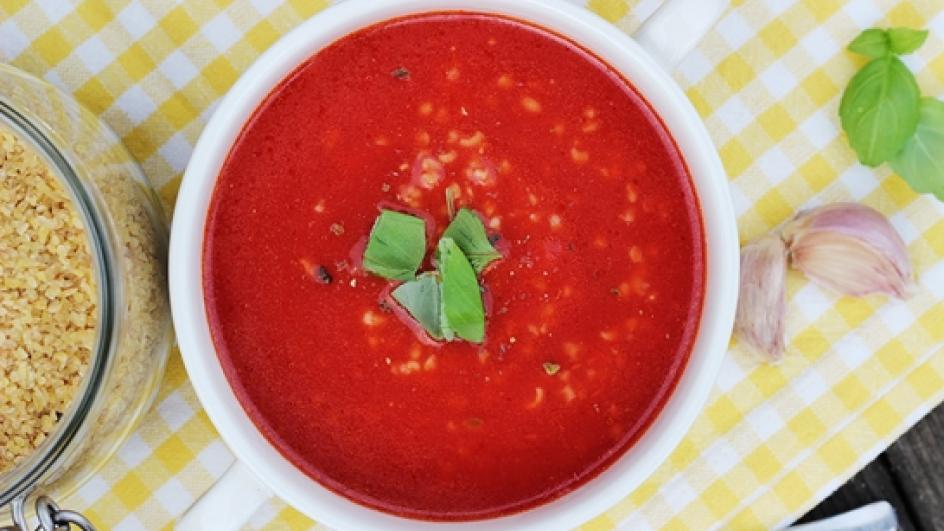 Zupa pomidorowa z kaszą bulgur