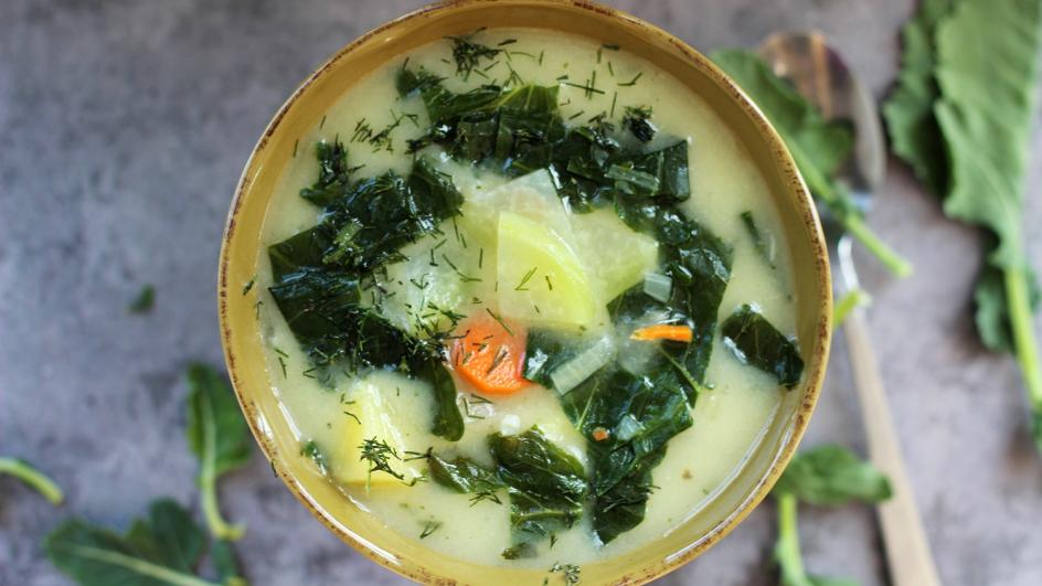 Wiosenna zupa z kalarepy