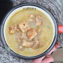 Zupa na wynos – zimowa jarzynowa z grzaneczkami