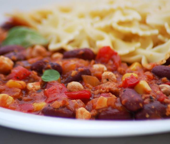 Chili con carne z ciecierzycą