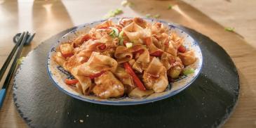 Makaron Pad Thai z kurczakiem