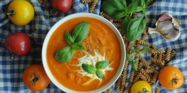 Zupa krem z kolorowych pomidorów